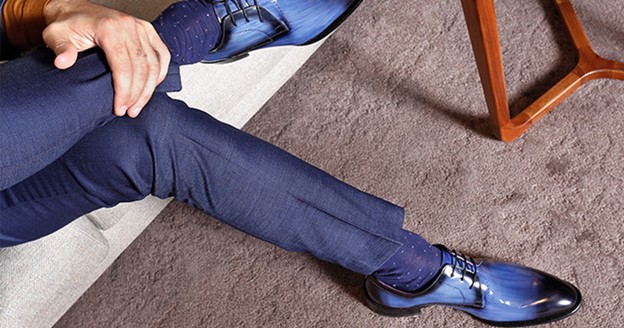 Navy blue shoes are considered one of the best colors for men's shoes.