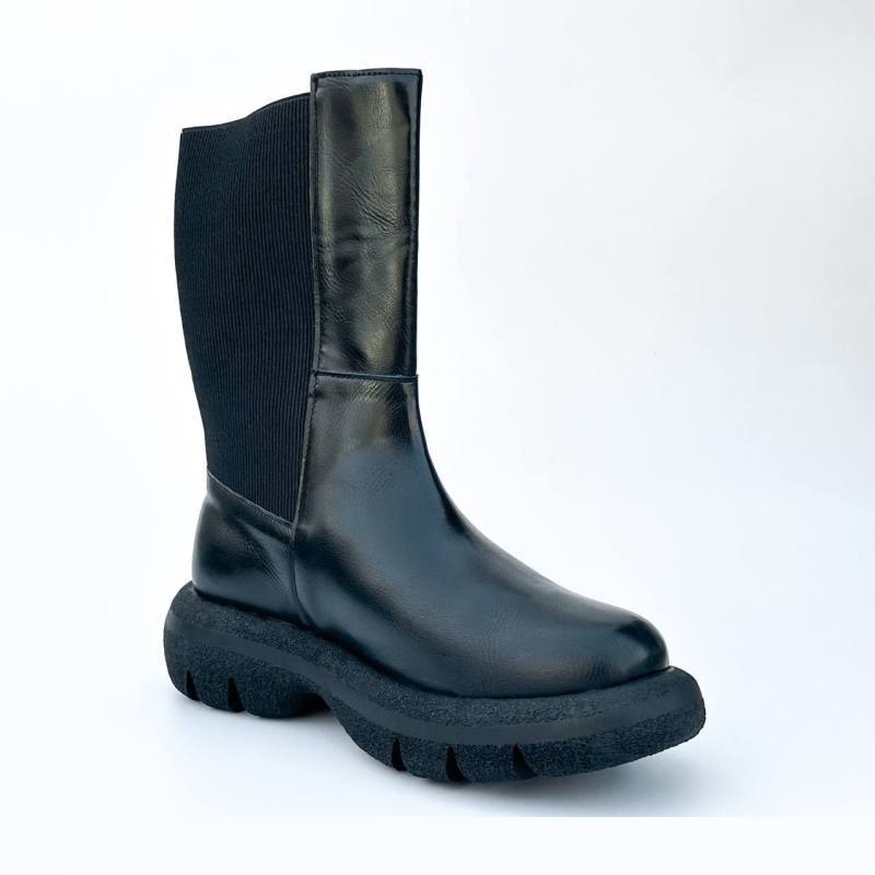 Stradivarius chelsea outlet boots